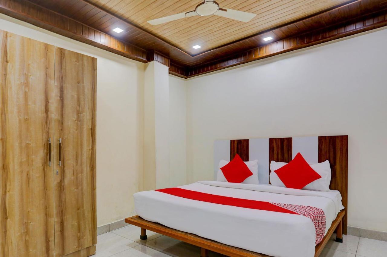 Hotel O Family Deluxe Νέο Δελχί Εξωτερικό φωτογραφία