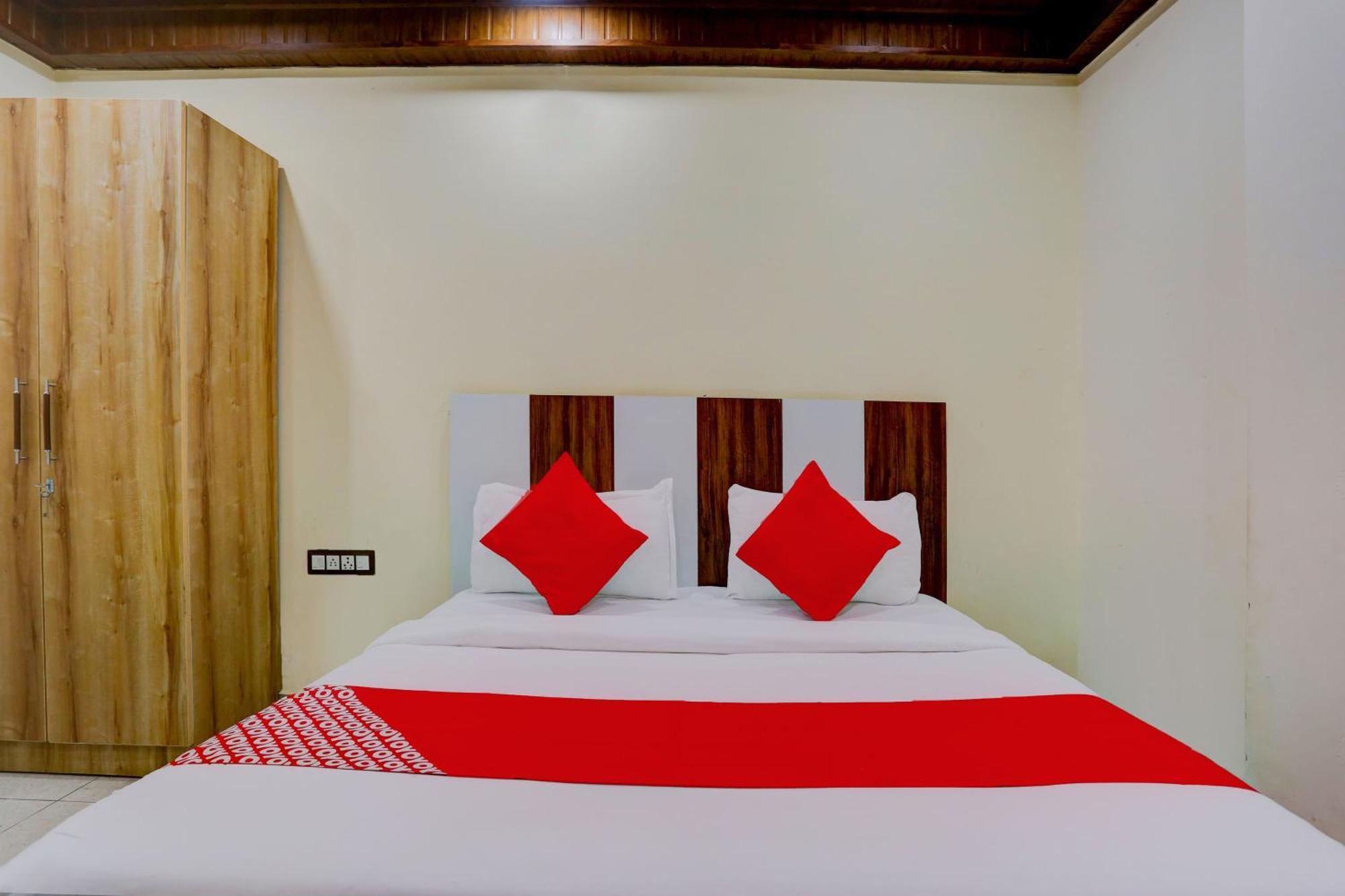 Hotel O Family Deluxe Νέο Δελχί Εξωτερικό φωτογραφία